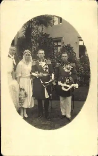 AK Prinz Franz Josef v. Hohenzollern-Sigmaringen u. Prinzessin Marie Alix v. Sachsen, Hochzeitsbild