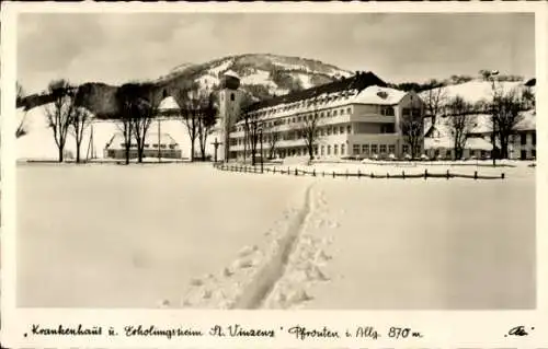 Ak Ried Pfronten im Allgäu, Krankenhaus, Erholungsheim St. Vinzenz, Winter