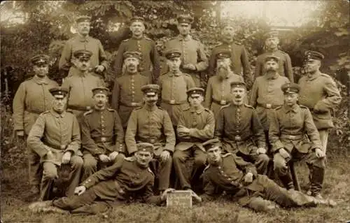 Foto Ak Deutsche Soldaten in Uniformen, 3. Bayr. Fuß-Artillerie, 9. Komp.