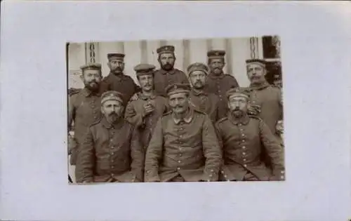 Foto Ak Deutsche Soldaten in Uniformen, 10. Komp. Inf. Rgt. 335 III. Batl., I WK