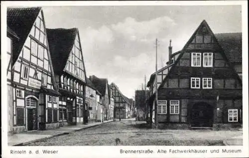 Ak Rinteln an der Weser,  Brennerstraße, Fachwerkhäuser, Museum