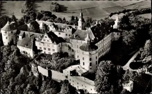 Ak Langenburg in Baden Württemberg, Schloss, Fliegeraufnahme