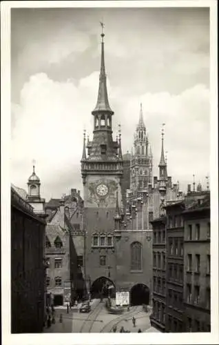 Ak München, Altes Rathaus, Blick vom Tal