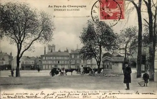 Ak Épernay Marne, Place de la République