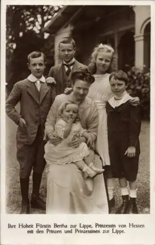 Ak Fürstin Bertha zur Lippe, Prinzessin von Hessen, Prinzen und Prinzessinnen zur Lippe