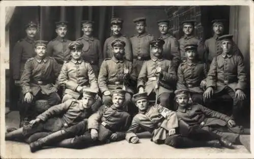 Foto Ak Deutsche Soldaten in Uniformen, Inf. Rgt. 126