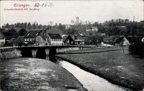 Ak Erlangen in Mittelfranken Bayern, Schwabachbrücke mit Burgberg