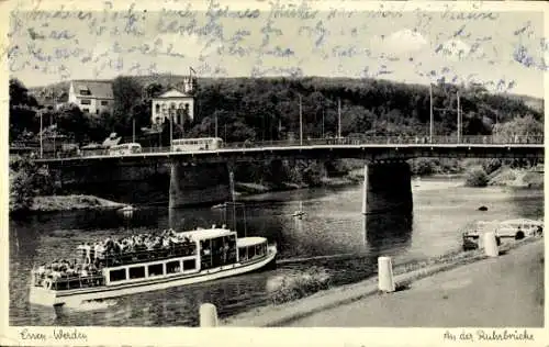 Ak Werden Essen im Ruhrgebiet, An der Ruhrbrücke, Ausflugsschiff