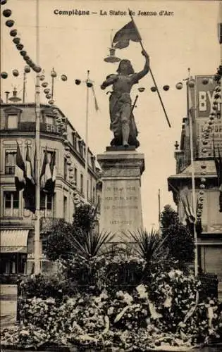 Ak Compiègne Oise, Statue de Jeanne d'Arc