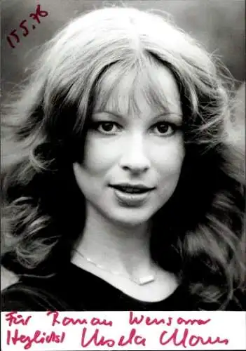 Ak Schauspielerin und Sängerin Ursela Monn, Portrait, Autogramm