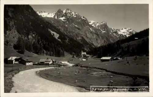 Ak Sankt Leonhard im Pitztal in Tirol, Häuser, Gebirge