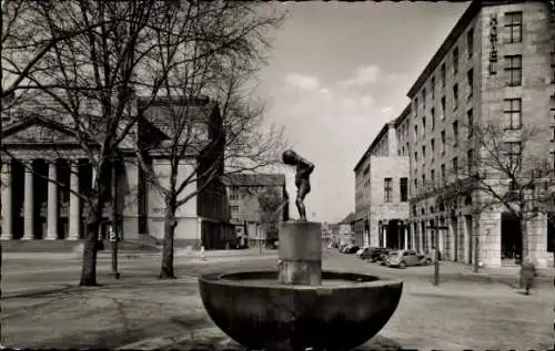 Ak Duisburg im Ruhrgebiet, Duisburger Hof, Stadttheater, Brunnen