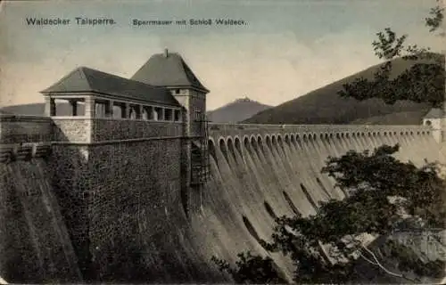 Ak Waldeck am Edersee Hessen, Waldecker Talsperre, Sperrmauer, Schloss Waldeck