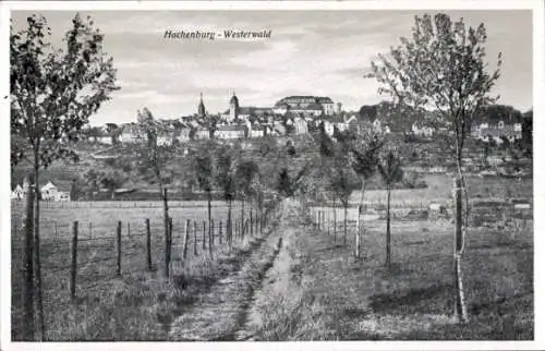 Ak Hachenburg im Westerwald, Panorama, Feldweg