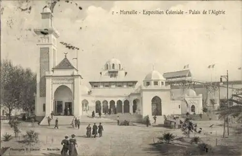Ak Marseille Bouches du Rhône, Exposition Coloniale, Palais de l'Algerie