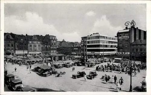 Ak Ostrava Mährisch Ostrau Region Mährisch Schlesien, Hauptplatz, Marktleben