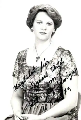 Ak Schauspielerin Edith Graf-Schwägerl, Portrait, Autogramm