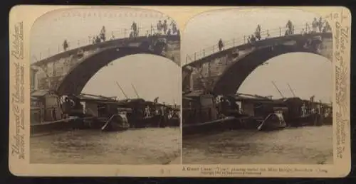 Stereo Foto, China, Soo-Chow, Bugsierboot im großen Kanal unter der Mitu-Brücke