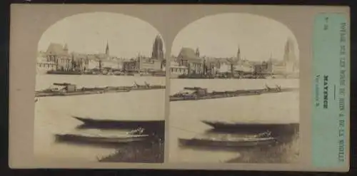 Stereo Foto Mainz am Rhein, Blick über den Rhein zur Stadt, Transportkähne auf dem Rhein