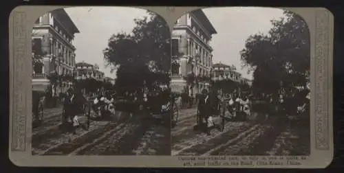 Stereo Foto Chin-Kiang, China, belebtes Straßenbild mit Rikshas