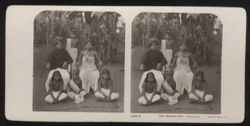 Stereo Foto  Indien Malabar Süswest-Küste, Bild einer Nair Familie