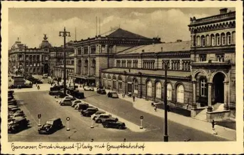 Ak Hannover in Niedersachsen, Ernst-August-Platz mit Hauptbahnhof, Autos