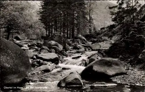 Ak Oker Goslar am Harz, Okertal, an der Inselbrücke