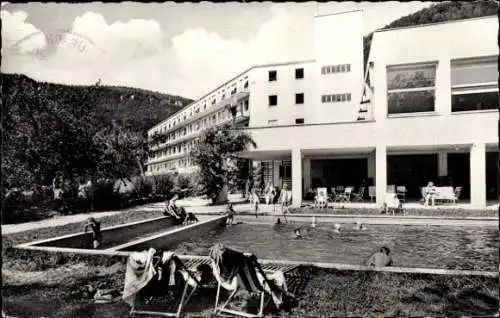 Ak Pfullingen in der Schwäbischen Alb, Haus auf der Alb, Freibad