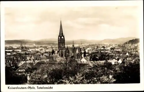 Ak Kaiserslautern in der Pfalz, Totalansicht, Kirche