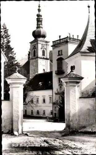 Ak Heiligenkreuz Niederösterreich, Stift Heiligenkreuz