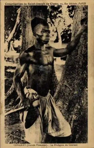 Ak Conakry Konakry Guinea, Le Bucheron du Couvent, Congregation de Saint-Joseph de Cluny