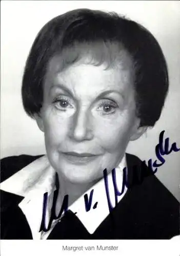 Ak Schauspielerin Margret van Munster, Portrait als Rosi Koch in Lindenstraße, Autogramm