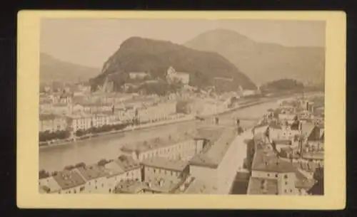 CdV Foto Salzburg in Österreich, Blick auf die Stadt  und Salzach vom Mönchsberg