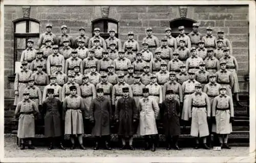 Foto Ak Französische Soldaten in Uniformen, Gruppenfoto