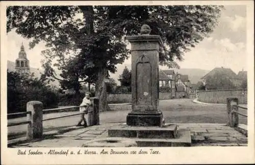 Ak Bad Sooden Allendorf in Hessen, Am Brunnen vor dem Tore