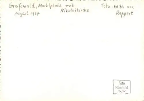 Foto Ak Hansestadt Greifswald, Marktplatz mit Nikolaikirche