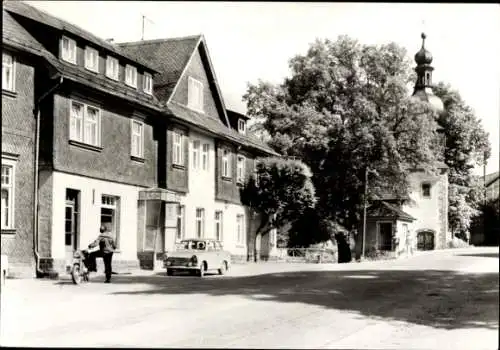 Ak Arnsgereuth Saalfeld an der Saale Thüringen, Gasthaus Zur Linde, Trabant