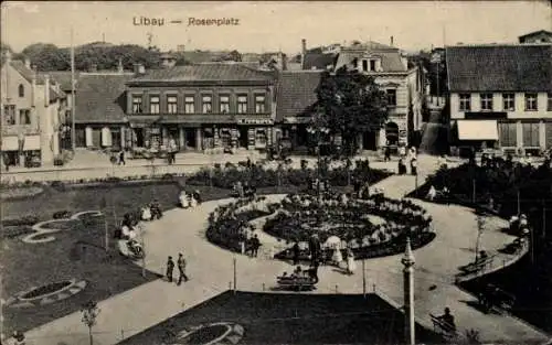 Ak Liepaja Libau Lettland, Rosenplatz, Promenaden, Passanten