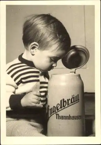 Foto Kleiner Junge mit einem Bierkrug, Engelbräu Thannhausen