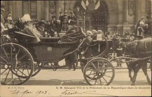 Ak Paris, S. M. Edouard VII, President de la Republique dans la daumont