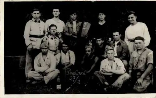 Foto Ak Französische Soldaten in Uniformen, Gruppenfoto