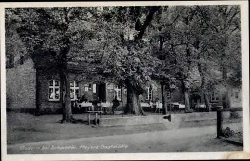 Ak Godern Pinnow in Mecklenburg, Meyers Gaststätte, Terrasse