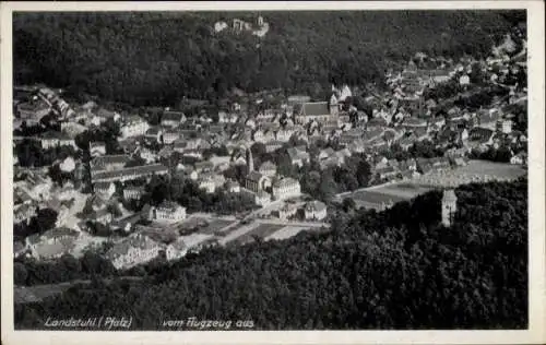 Ak Landstuhl in der Pfalz, Ortsansicht, Luftbild