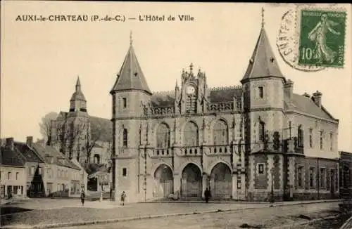 Ak Auxi le Chateau Pas de Calais, Hotel de Ville