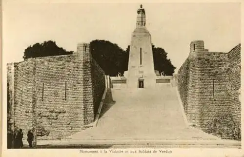 kleines Album 20 Ak Verdun Meuse  1920-1930 Et les champs de Bataille 