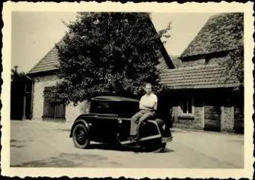 Set von 20 Fotos Autos  Oldtimer verschiedene Modelle Vauxhall 23/60. DKW. Adler Trumpf Junior..