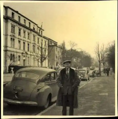 Set von 20 Fotos Auto verschiedene Modelle Ford. VW Bus. Käfer....