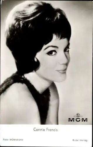 Ak Schauspielerin und Sängerin Connie Francis, Portrait