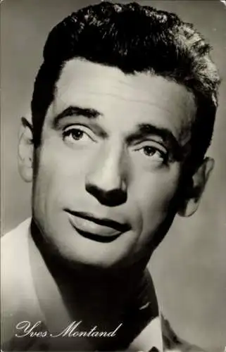 Ak Schauspieler Yves Montand, Die Hexen von Salem, Portrait, Defa Film