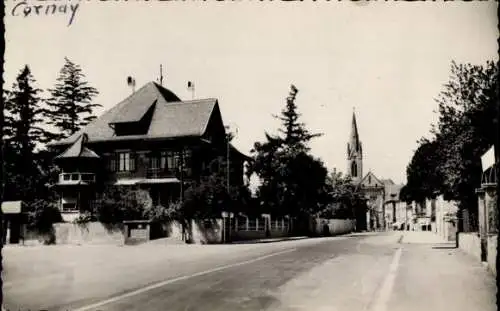 Ak Cernay Sennheim Elsass Haut Rhin, Straßenpartie, Kirche